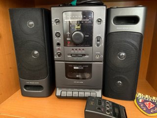 Stereo Dual con lettore CD e radio
