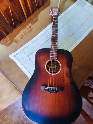 Guitarra Acústica Marrón, Regalo AMPLI Fender Foto