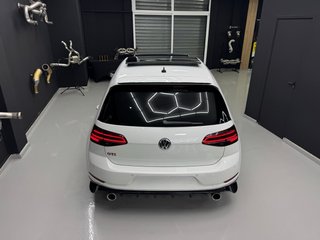 Volkswagen Golf GTI TCR