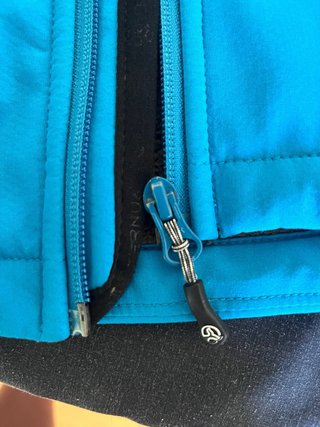 Chaqueta de montaña Ternua azul
