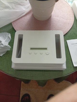 Caja de seguridad autogestionable blanca