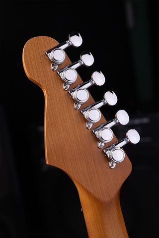 Guitarra Eléctrica Patina PT3-BK Black Nitro