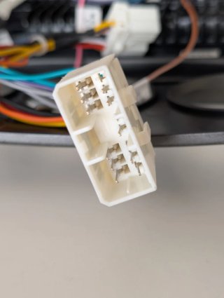 Pantalla Subaru Impreza 2002-2007. No enciende.