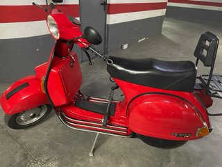 Vespa PX 200 Iris Roja