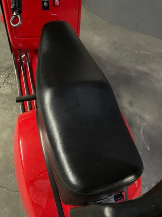 Vespa PX 200 Iris Roja