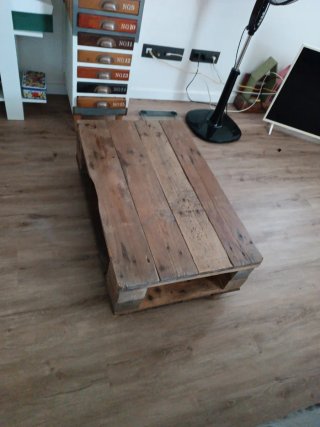 Mesa Palets Artesanal Moderna con Ruedas
