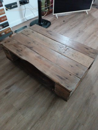 Mesa Palets Artesanal Moderna con Ruedas