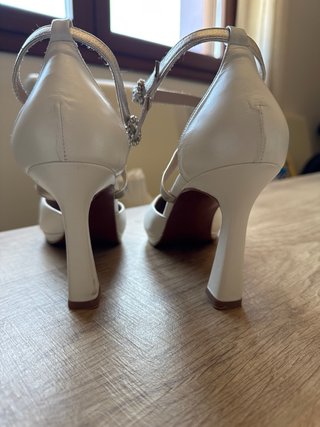 Zapatos de novia Dulce Castro T.40