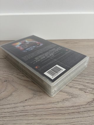 VHS Depredador (Español) PRECINTADO