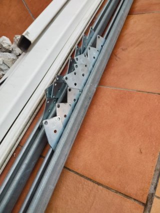 Guía Puerta Corredera Metálica