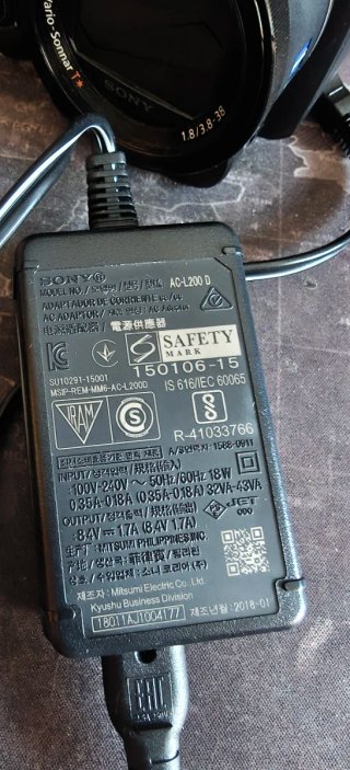 Sony Handycam 4K FDR-AX33