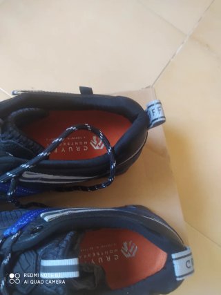 Zapatos Cruyff Negros y Azules