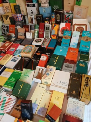 Lote de colonias y perfumes vintage