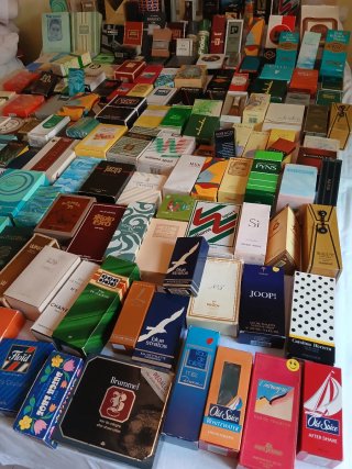 Lote de colonias y perfumes vintage