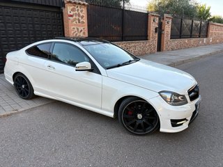 Mercedes-Benz Clase C 2011