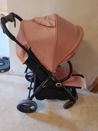 Silla de paseo Kinderkraft rosa y negra