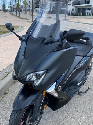 Yamaha TMAX 530 DX 2017 Negra