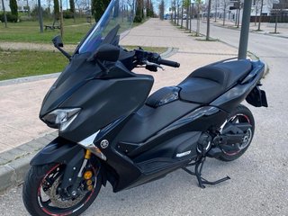 Yamaha TMAX 530 DX 2017 Negra