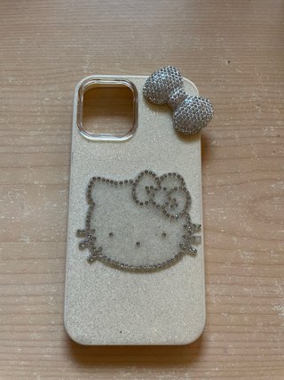 Cover iPhone 12 Hello Kitty Brillante