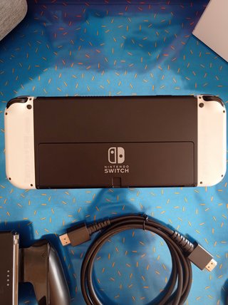 Nintendo Switch OLED 128GB + Juegos
