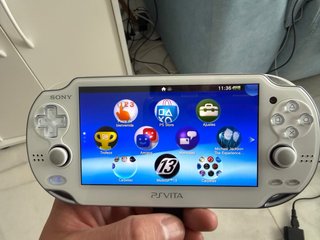 PS Vita Oled Blanca Japonesa Completa