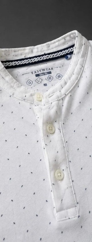 Polo Easy Wear blanco estampado