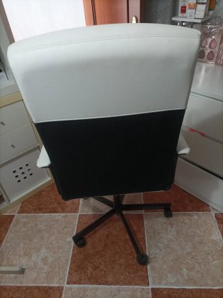 Silla de oficina ergonómica