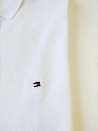 Polo Tommy Hilfiger manga larga blanco