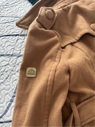 Abrigo Luxurussime Marrón