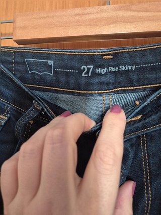 Levi’s 721 High Rise Skinny Jeans Dark Blue...