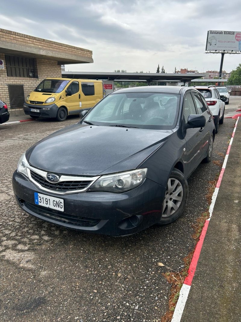 Subaru Impreza 2009 - foto 1