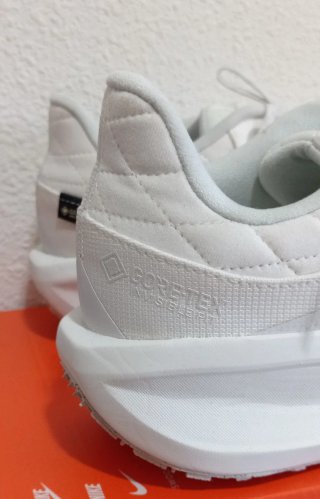 Nike Air Winflo 11 Gore-Tex Blancas