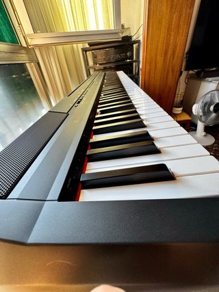 Piano Digital Yamaha, 88Teclas contrapesadas.