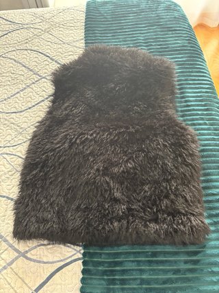 Chaleco pelo negro nuevo