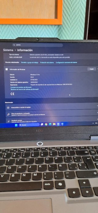 Portátil Lenovo LOQ 15ARP9 AMD Ryzen 7 7435HS/24GB