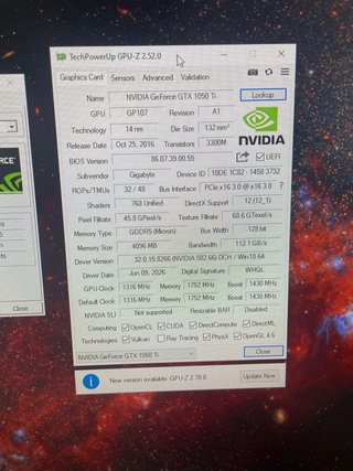 PC AMD con Tarjeta Gráfica y RAM RGB