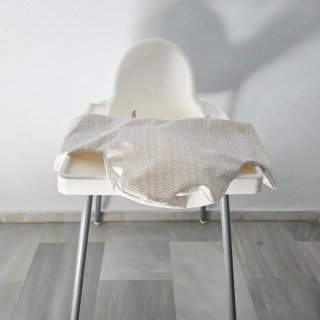 Trona IKEA Antilop con bandeja