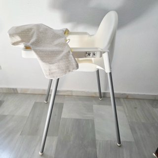 Trona IKEA Antilop con bandeja