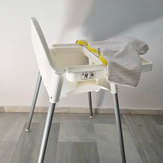 Trona IKEA Antilop con bandeja
