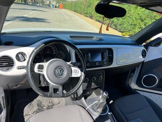 Volkswagen Beetle 2014