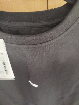 Camiseta ALIS Negra
