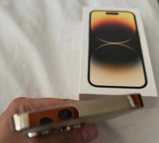 iPhone 14 Pro Dorado