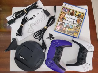 ESTRENA, PS5 SLIM 825 GB + 2 MANDOS, FACTURA 06/26