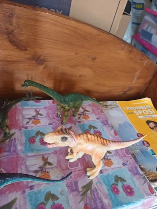 Set 4 Dinosauri Giocattolo da Collezione