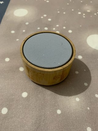 Mini altavoz con luces LED