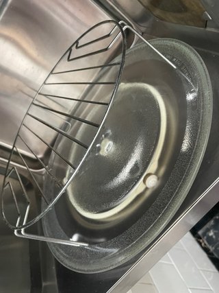 Microondas Panasonic NN-GD556W Inverter Grill.