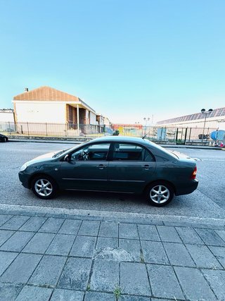 Toyota Corolla 2003
