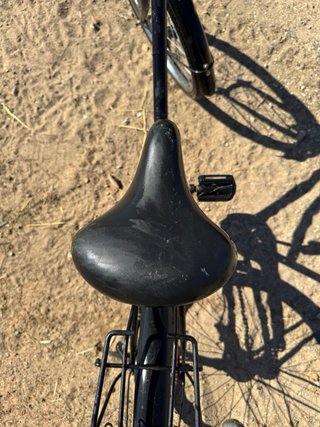 Bicicleta de paseo negra
