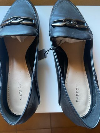 Zapatos PARFOIS negros con cadena