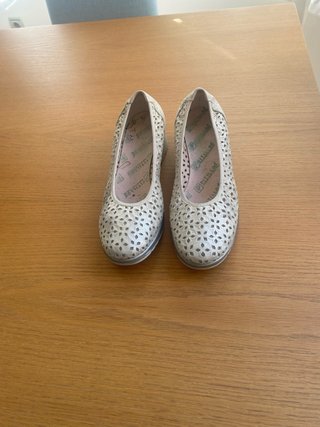 Zapatos Pikolinos cómodos plateados/blancos